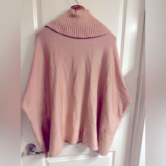 Calvin Klein cowl neck Cape with buckle wrap - Picture 2 of 4